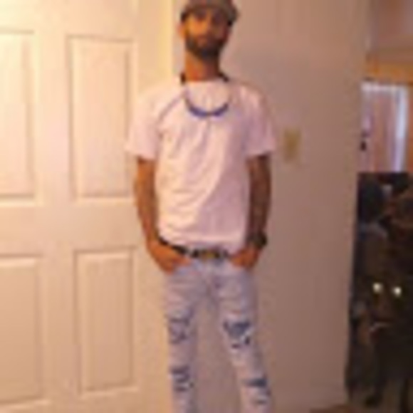 Meet your Posher, Joshua - Picture 1 of 1